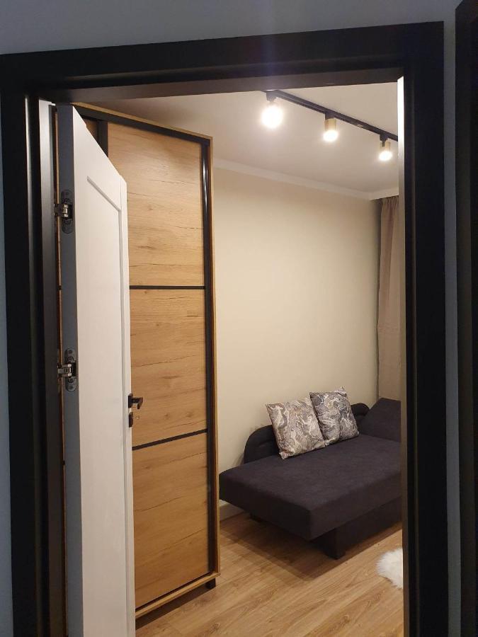 Apartament 3 Pokojowy Lub Pokoj W Mieszkaniu W Nowym Bloku Varsóvia Exterior foto